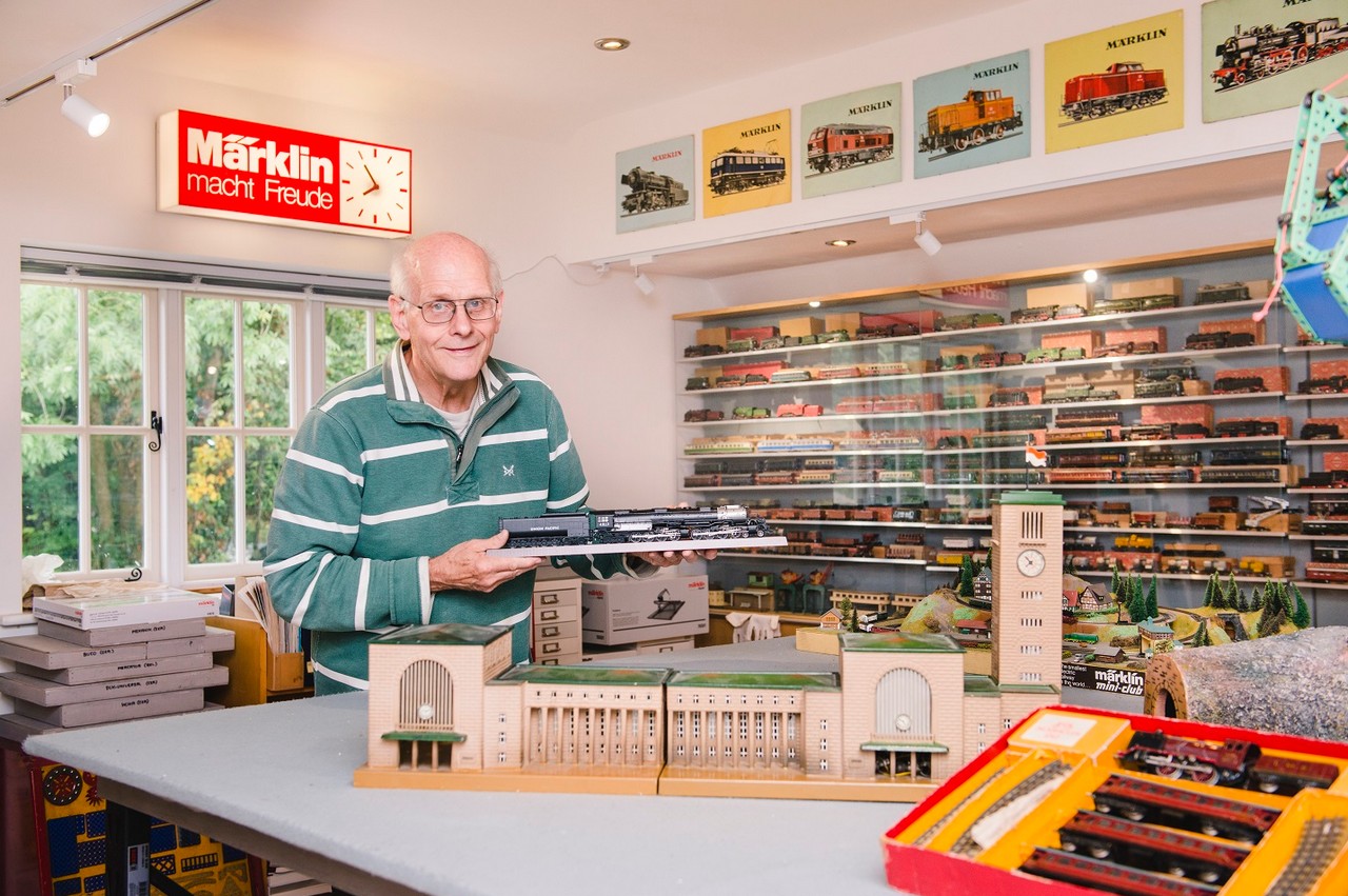 Mecanno and Marklin train establishes cause long-lasting plaything fascination