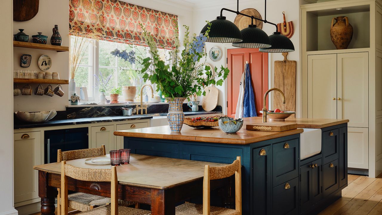 43 kitchen island concepts (and prime suggestions from the professionals)