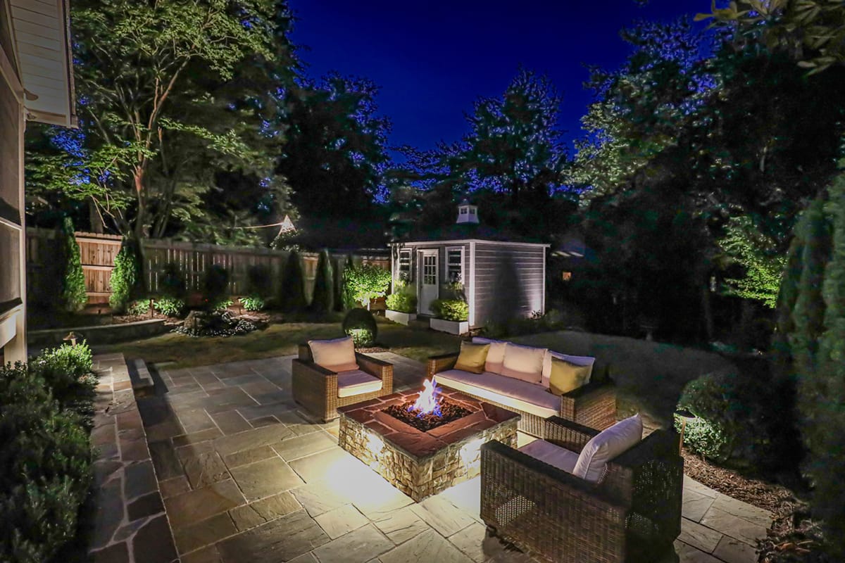 Outside Amusing in Cooler Weather Condition: Tips for Convenience & & Design