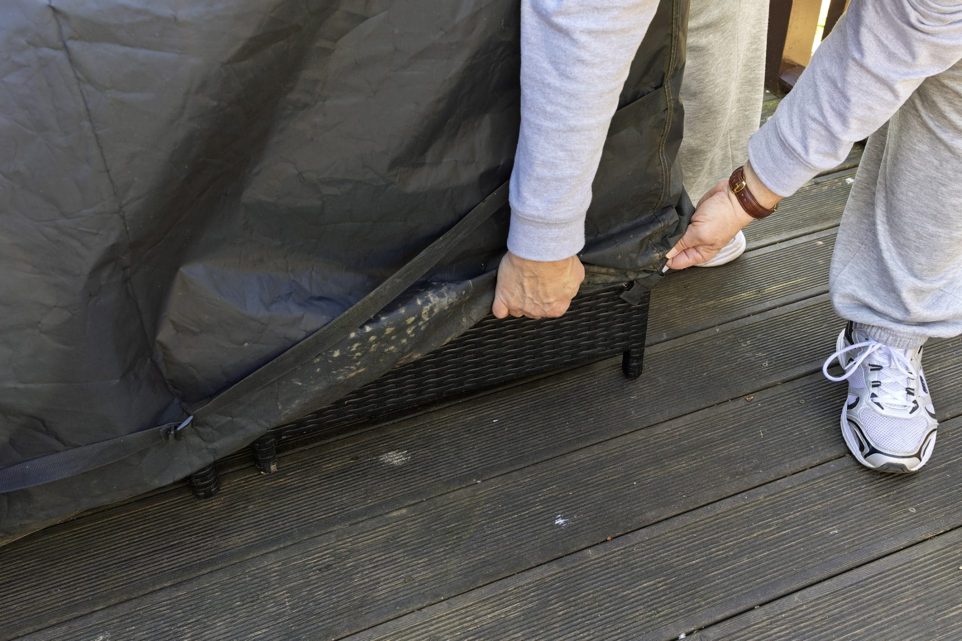 The Very Best Ways to Safeguard Outside Furnishings & & Characteristic in Winter Season