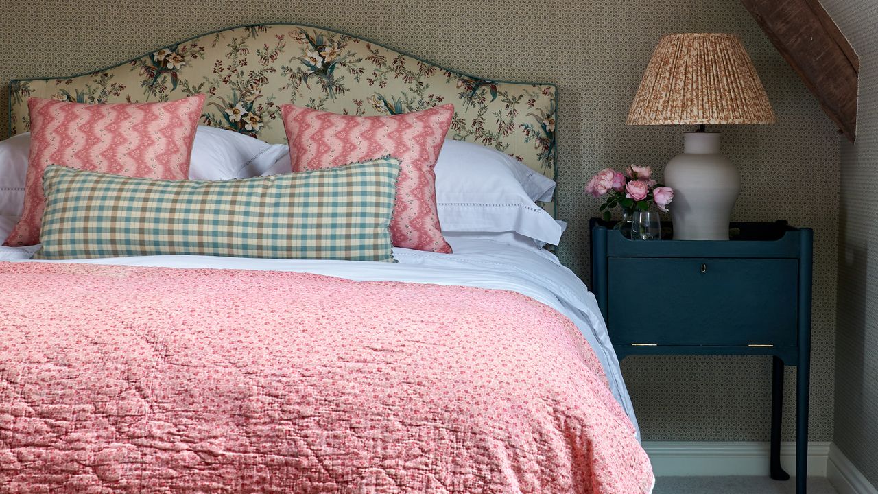 5 creative design techniques for little bed rooms