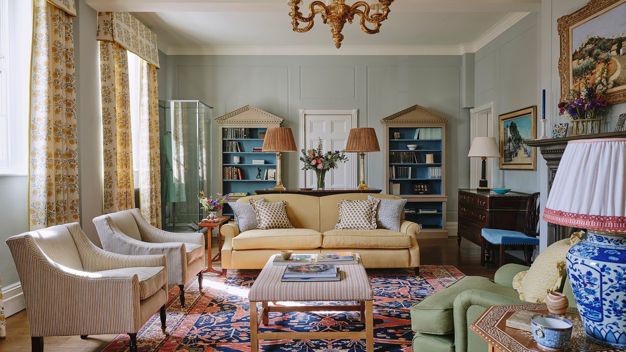 How to pick living space furnishings