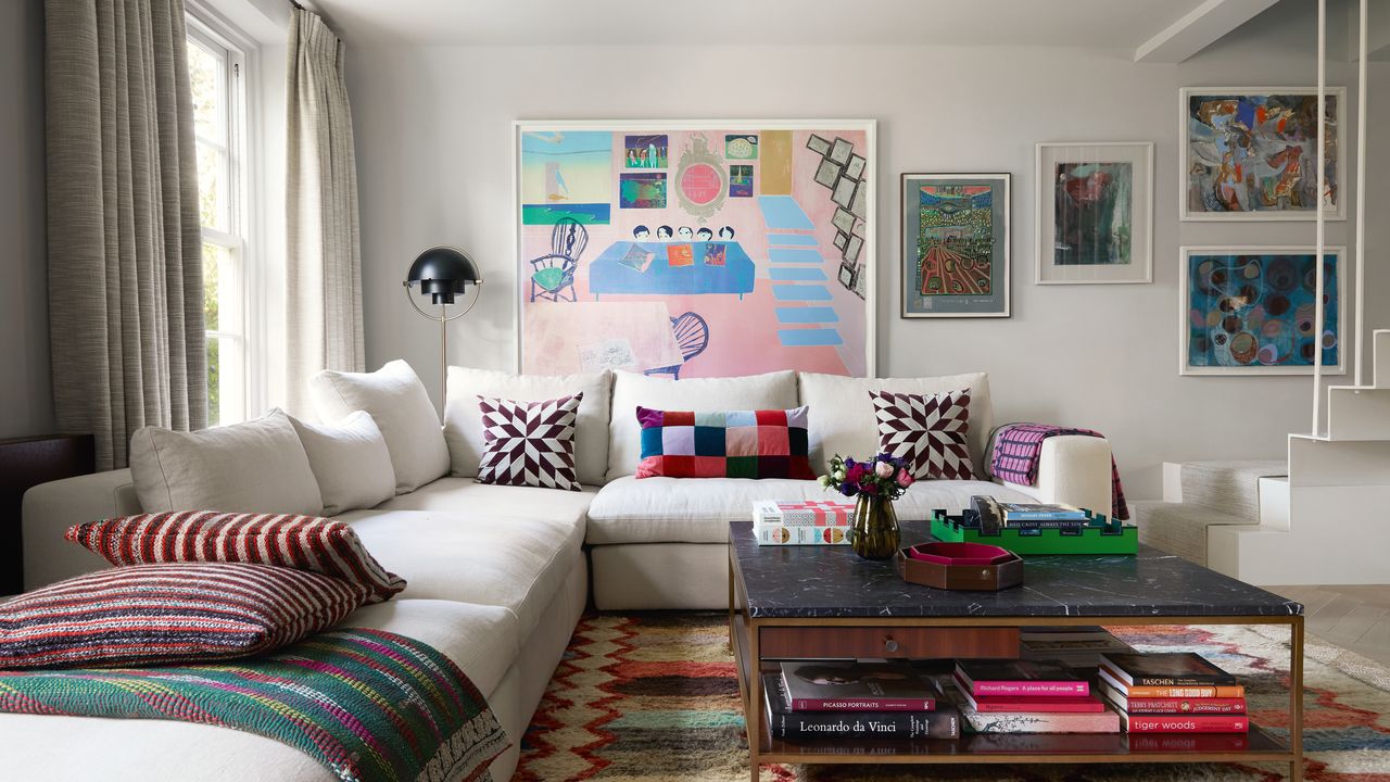 Comfy and trendy corner couches to purchase now